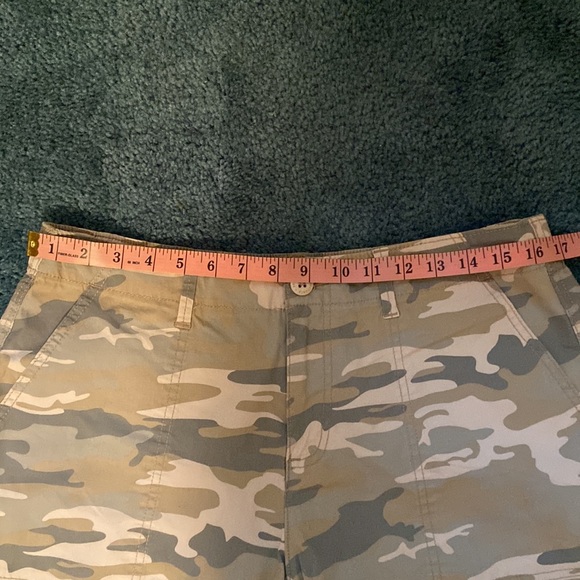 Sanctuary Army Shorts size L - Picture 6 of 8